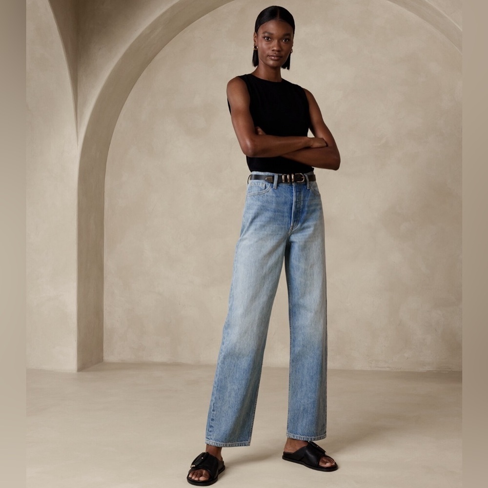 NWT! Banana Republic Rufus Wash The Loose Jean - Size 35 Long 🩷